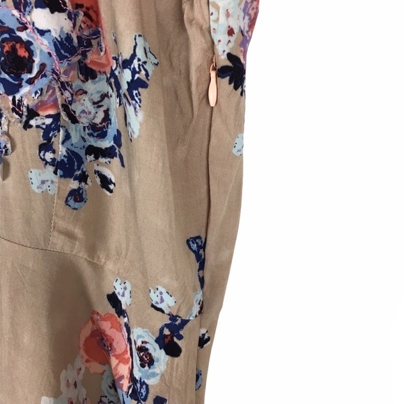 GIMMICKS by BKE Blouse Top Floral Appliqué Taupe Multicolor Boho Size Small - Picture 7 of 12